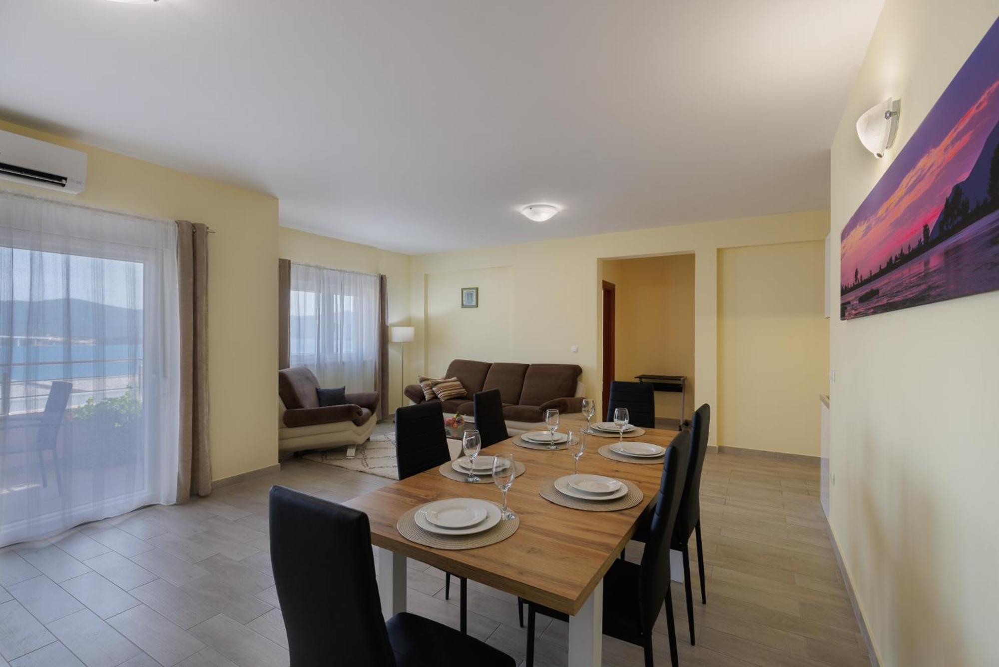 Apartman Maja Komarna Exterior photo